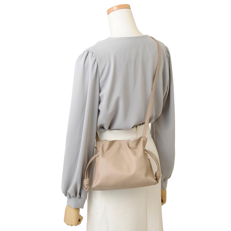 ロエベ　ショルダーバッグ LOEWE（ロエベ） ショルダーバッグ レディース A411FC2XA62150