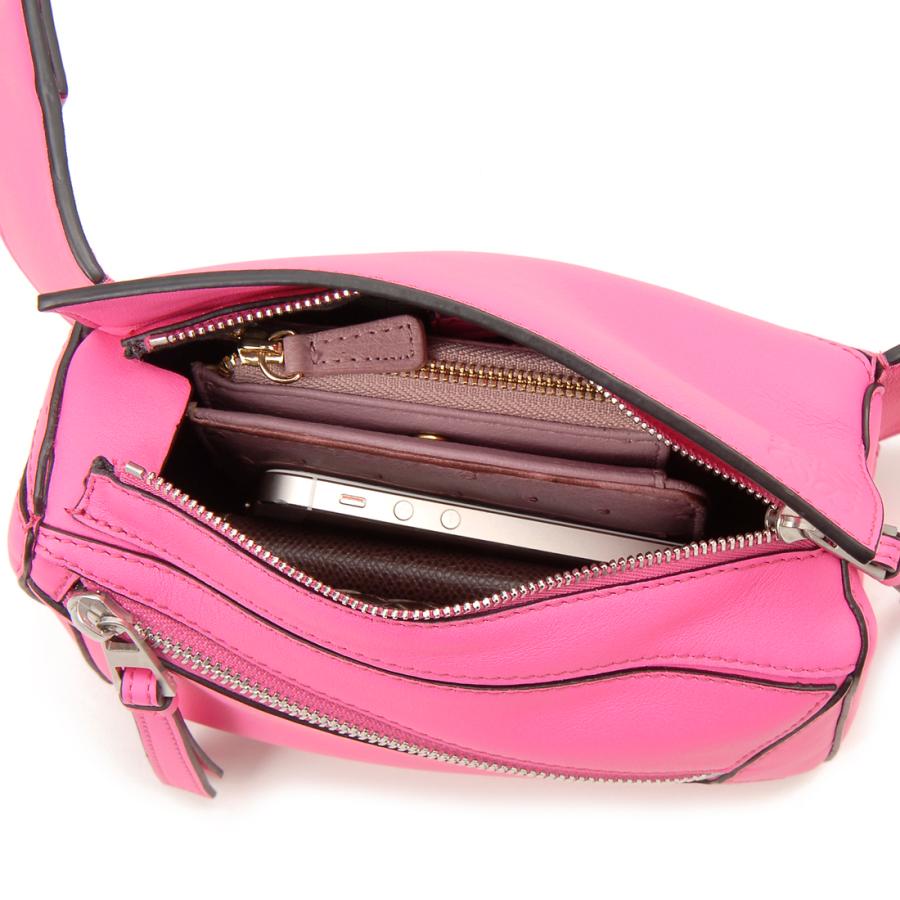 LOEWE（ロエベ） ボディバッグ メンズ レディース ピンク