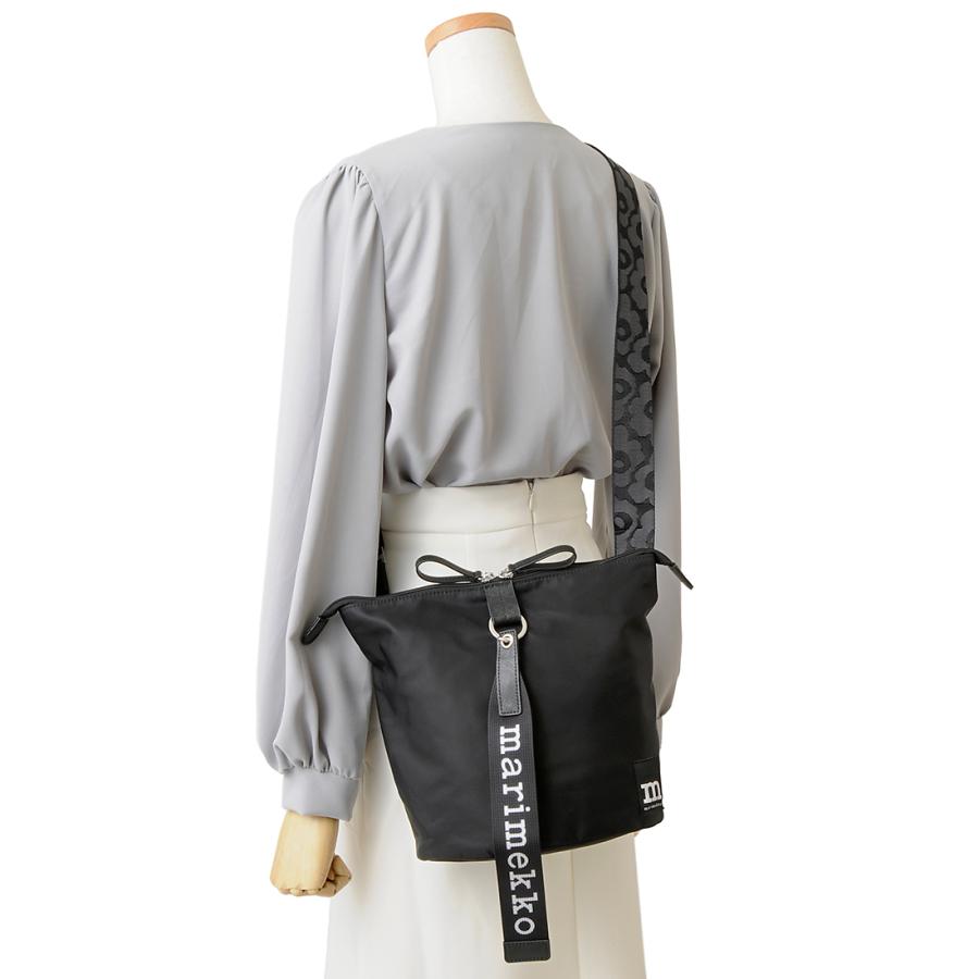 marimekko マリメッコ ショルダーバッグ ブラック 91923 009 CARRY ALL marimekko（マリメッコ） ショルダーバッグ ブラック 91923 009 CARRY