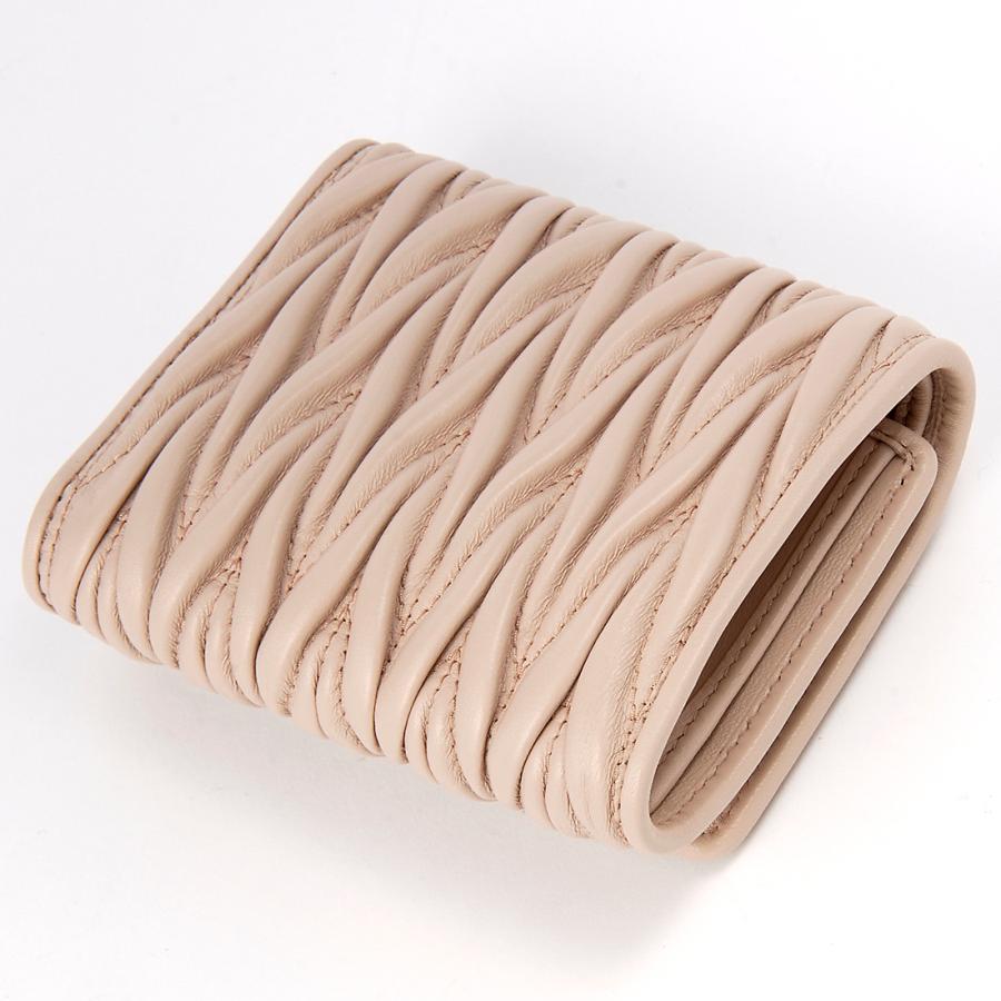 miu miu（ミュウミュウ） 三つ折り財布 レディース ベージュ 5MH033