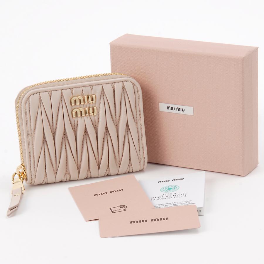 ボーナスストアPlus10％対象店 ミュウミュウ MIU MIU コインケース レディース ベージュ 5MM268 AFPP F0236 MATELASSE マトラッセの画像