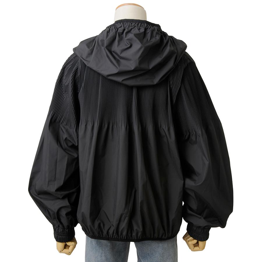 MONCLER（モンクレール） ウインドブレーカー レディース ブラック
