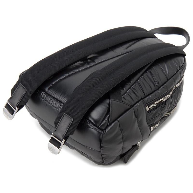 モンクレール　ブラック ナイロン キルティングリュック　KILIA モンクレール ブラック ナイロン キルティングリュック KILIA