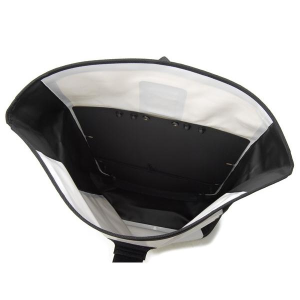 ORTLIEB(オルトリーブ) メッセンジャーバッグ(Messenger Bag) ホワイト