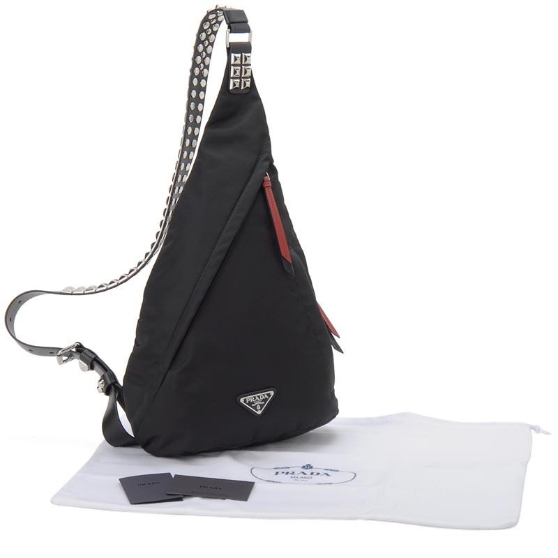 プラダ　ボディバッグ プラダ(PRADA) ナイロン ボディバッグ・ウエストポーチ | 通販