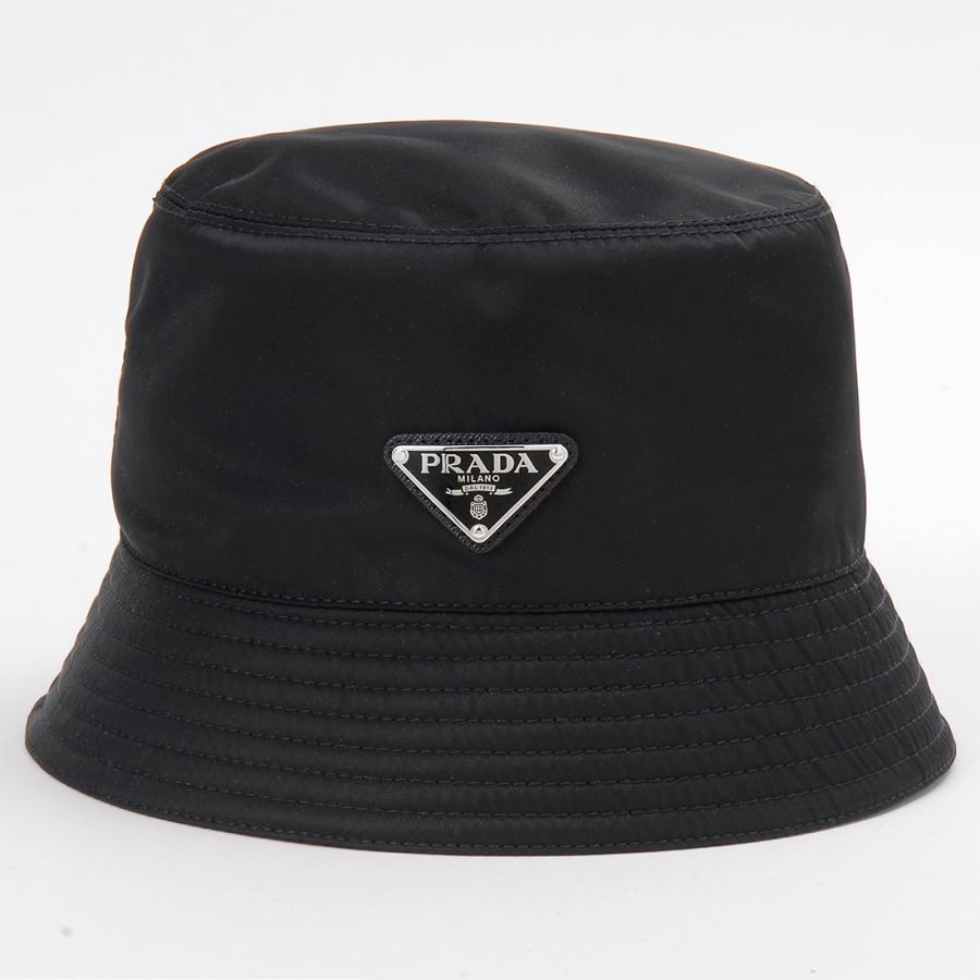 新品未使用品★タグ付き★プラダバケットハット　PRADA ロゴ　バケハ　ブラック PRADA＊ロゴプレート付きコットンデニムバケットハット (PRADA/ハット