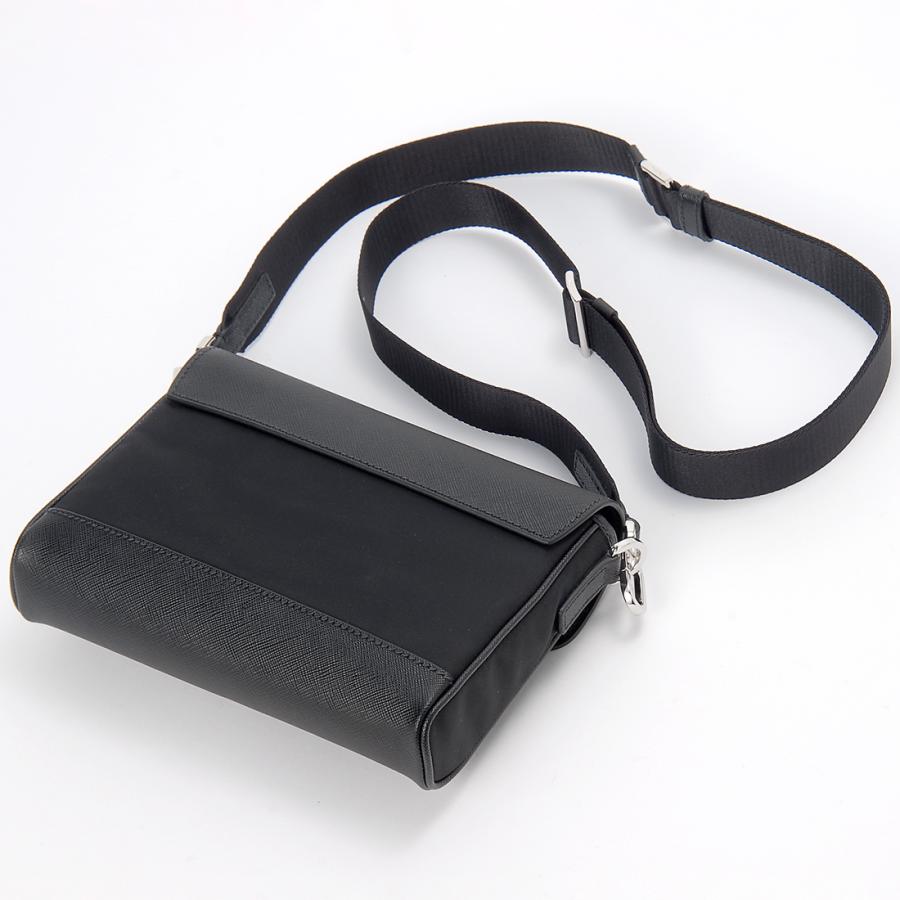 PRADA プラダ ショルダーバッグ レディース メンズ ブラック PRADA プラダ ショルダーバッグ レディース メンズ ブラック