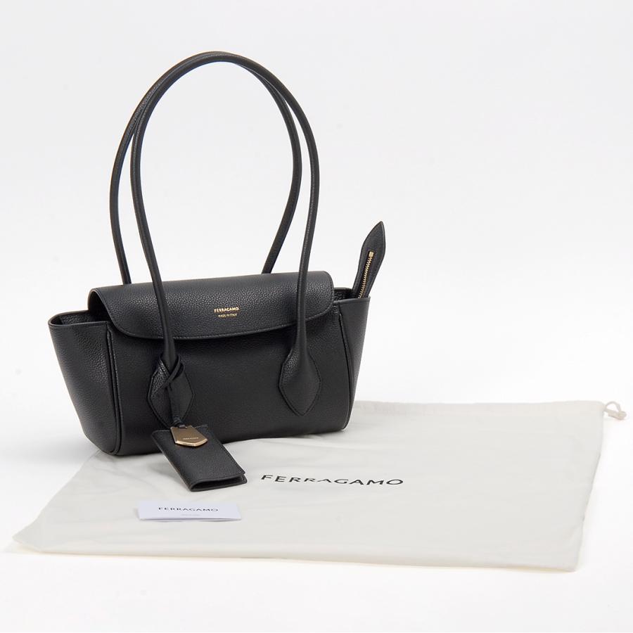 FERRAGAMO（フェラガモ） トートバッグ レディース ブラック 21 8953