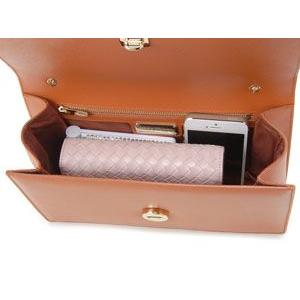 フェラガモ　バッグ 最新バッグの先行販売も♡「フェラガモ」のポップアップが東京と