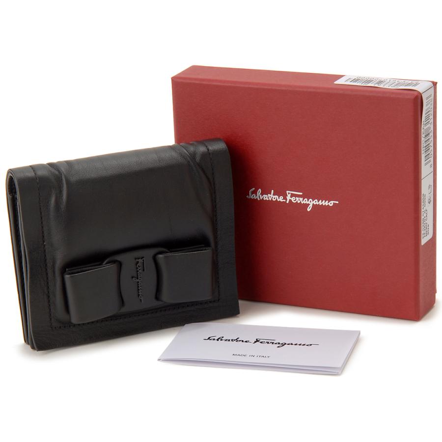 FERRAGAMO（フェラガモ） 二つ折り財布 レディース ブラック 22 0288