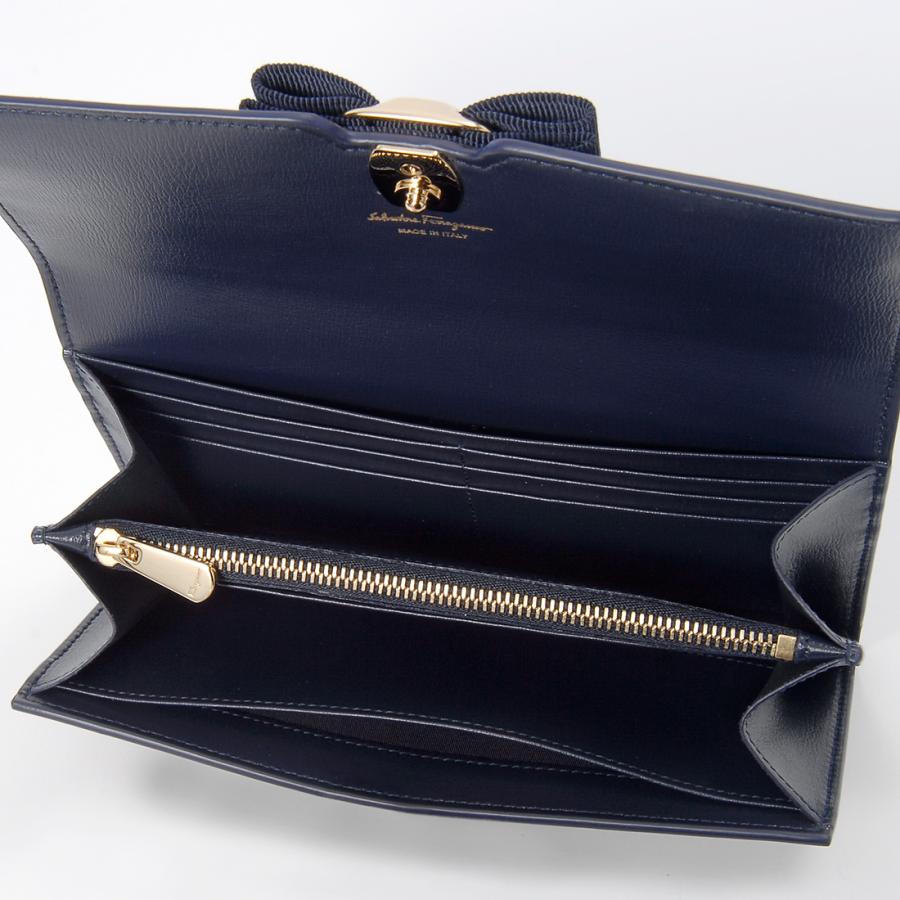FERRAGAMO Ferragamo フェラガモ 長財布 レディース ネイビー 22 FERRAGAMO Ferragamo フェラガモ 長財布 レディース ネイビー 22