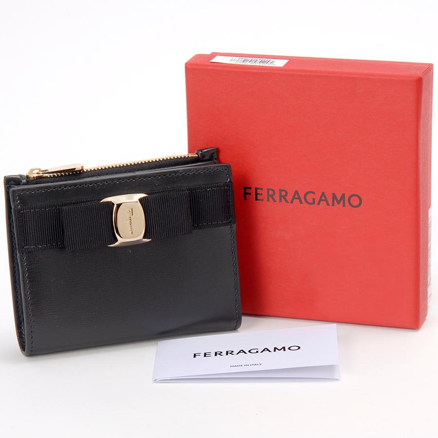 FERRAGAMO（フェラガモ） 二つ折り財布 レディース ブラック 22 E009