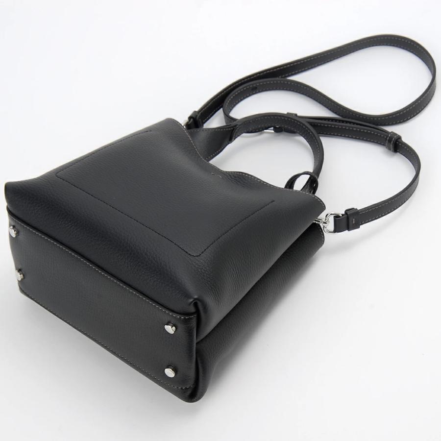 TOD'S（トッズ） ハンドバッグ レディース XBWAPAA9100 QNK MINI BAG