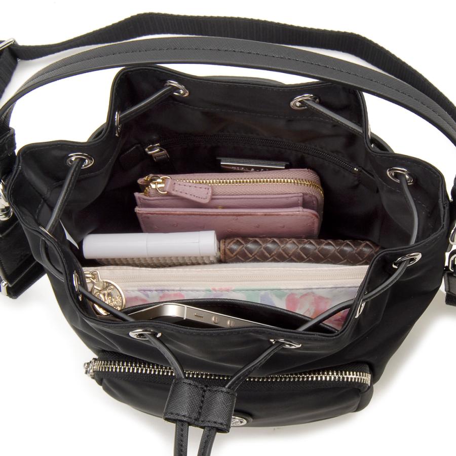 TORY BURCH（トリーバーチ） バケットバッグ ショルダーバッグ