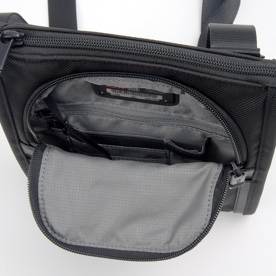 TUMI（トゥミ） ショルダーバッグ ブラック 02203110D3 Alpha3