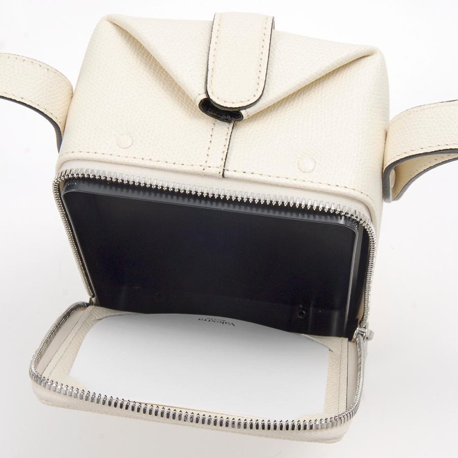 ヴァレクストラ ショルダーバッグ 0024028LRL99トリックトラック Valextra ヴァレクストラ ショルダーバッグ 0024028LRL99