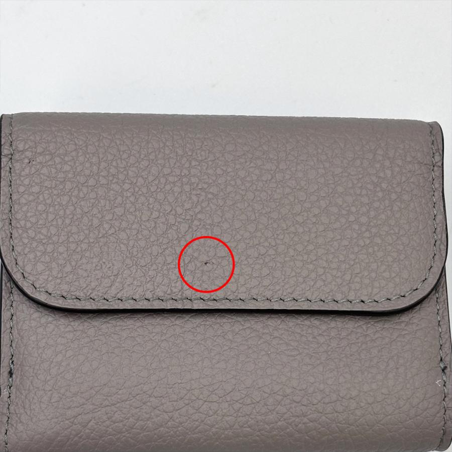 Chloe 訳あり 裏側破れあり クロエ 三つ折り財布 レディース Chloe 訳あり 裏側破れあり クロエ 三つ折り財布 レディース