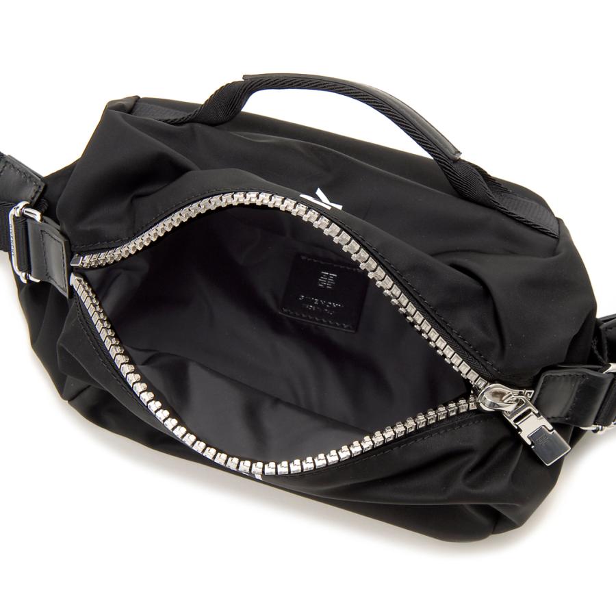 訳あり ロゴに欠け、はがれあり GIVENCHY ジバンシー ボディバッグ