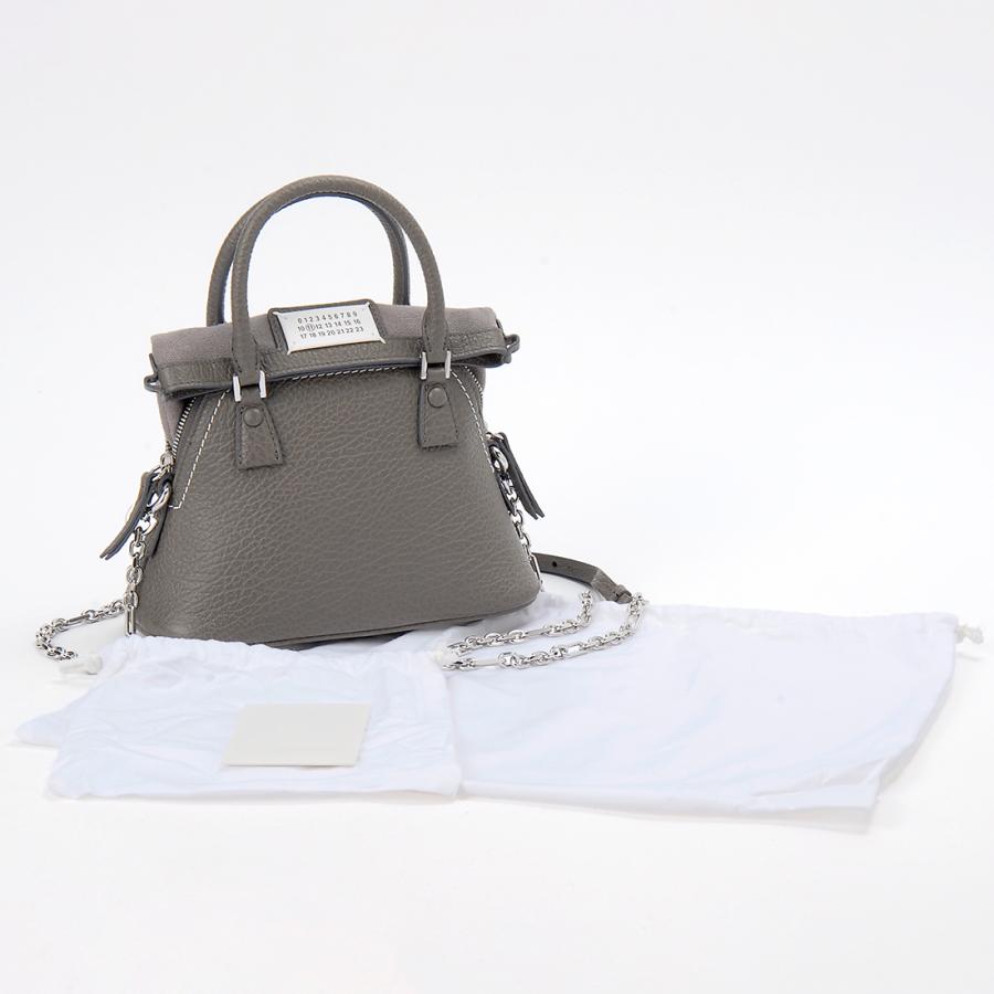 スーパーセール 訳あり　全体的に黄ばみあり　メゾンマルジェラ Maison Margiela ハンドバッグ ホワイト S56WG0081P4455H0157 5AC MICRO BAG　5ACマイクロバッグの画像