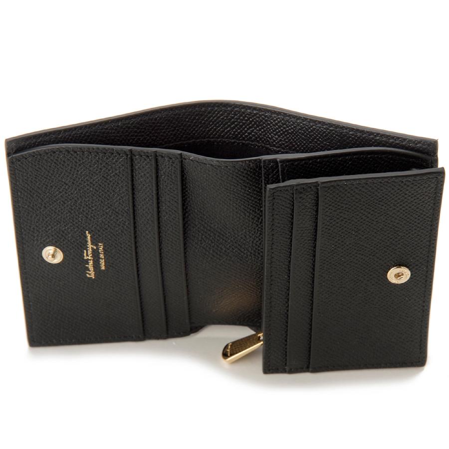 新品　箱付き　Salvatore Ferragamo 二つ折り財布　ブラック 訳あり 箱不良 Ferragamo フェラガモ 二つ折り財布 レディース