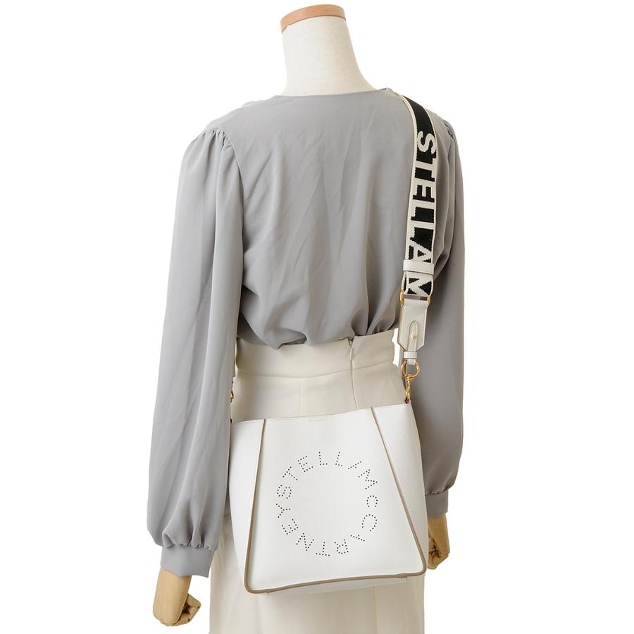 訳あり　正面左側側面、背面に若干の黄ばみあり　STELLA McCARTNEY ステラマッカートニー ショルダーバッグ レディース 700073WP0057 9000 超paypay祭 訳あり 正面左側側面、背面に若干の黄ばみあり STELLA