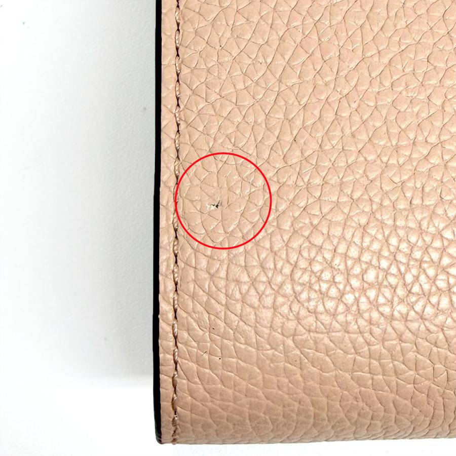TORY BURCH（トリーバーチ） 訳あり 正面左側革剥がれあり 二つ折り