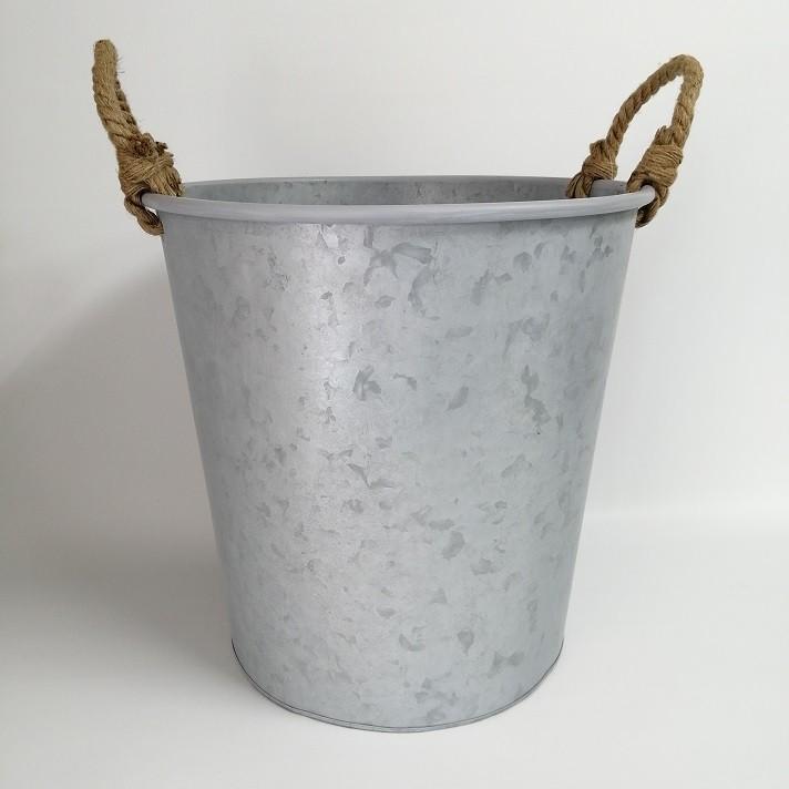 鉢 プランター ブリキ ブリキポット バケツ 植木鉢 鉢カバー ガーデニング雑貨 大型麻縄ブリキバケツ Cv 04 3501 Cv 04 3501 ガーデニング雑貨toolbox 通販 Yahoo ショッピング