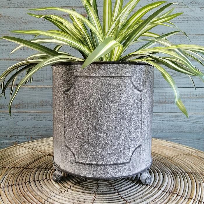 ガーデニング雑貨 アンティークグレーラウンドポット Cv 04 4636 鉢 プランター ブリキ ポット バケツ プランター 鉢カバー Cv 04 4636 ガーデニング雑貨toolbox 通販 Yahoo ショッピング