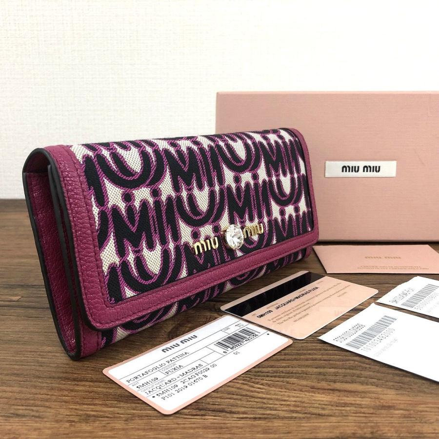 miu 送料込み! 未使用品 MIUMIU 長財布 5MH109 ピンク miu 送料込み! 未使用品 MIUMIU 長財布 5MH109 ピンク