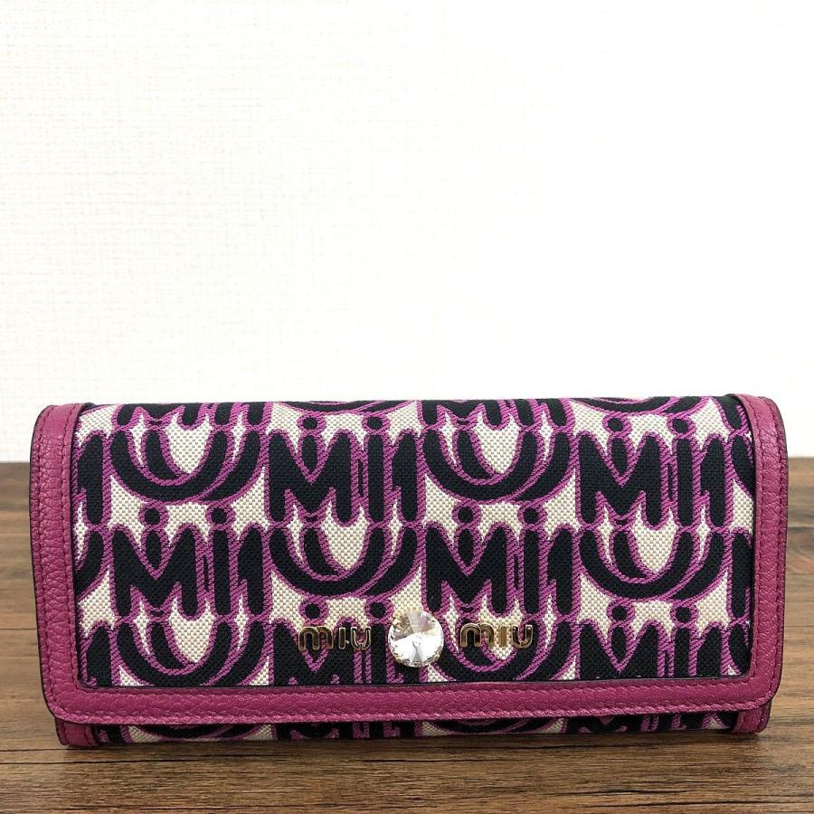 miu 送料込み! 未使用品 MIUMIU 長財布 5MH109 ピンク miu 送料込み! 未使用品 MIUMIU 長財布 5MH109 ピンク