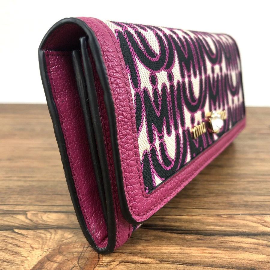 miu 送料込み! 未使用品 MIUMIU 長財布 5MH109 ピンク miu 送料込み! 未使用品 MIUMIU 長財布 5MH109 ピンク