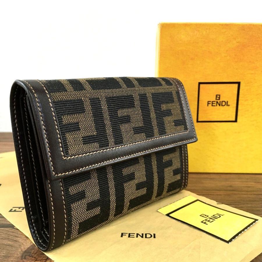 FENDI ズッカ柄 三つ折り財布 レザー FENDI ズッカ柄 三つ折り財布 レザー