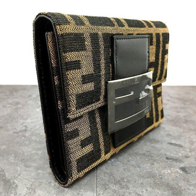 FENDI 送料込み! 未使用品 三つ折り財布 ズッカ柄 箱付き 447 FENDI 送料込み! 未使用品 三つ折り財布 ズッカ柄 箱付き 447