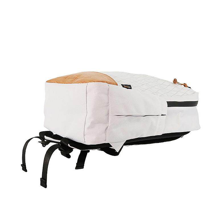 新品 GUAPA グアパ バッグ X-pac バッグパック リュック ホワイト GUAPA（グアパ） X-Pac リュック 撥水 大容量 18L 51000 通学 通勤