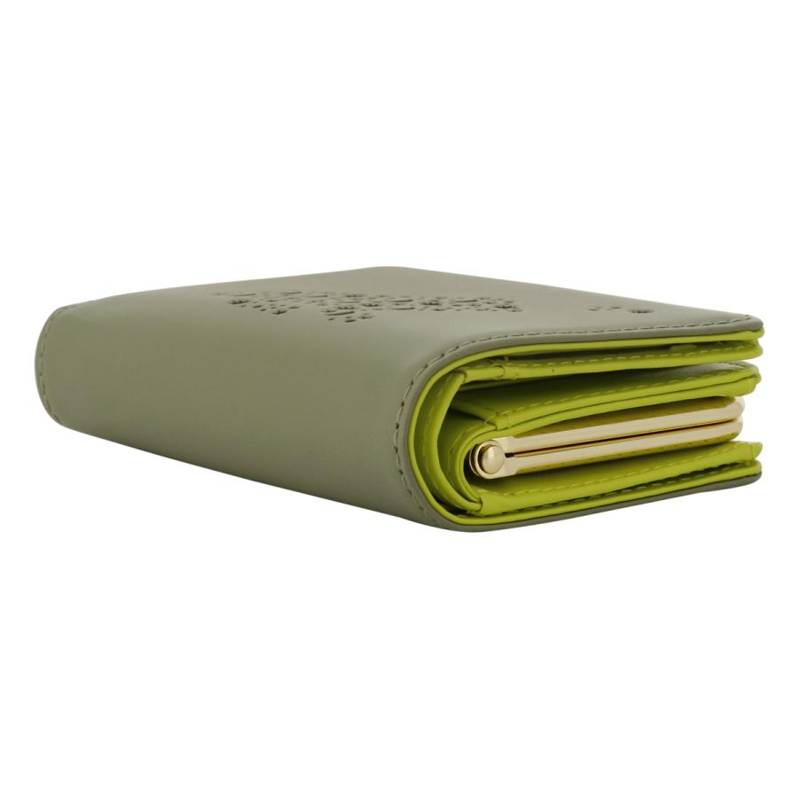 ESSENCE OF POISON（エッセンス オヴ ポイズン） エッセンスオブ