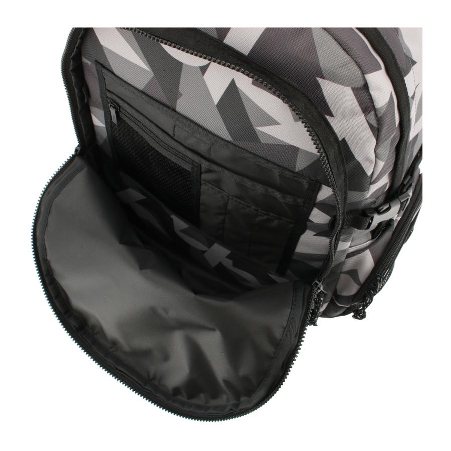 FILA×BTS コラボ リュック 黒 JUNGKOOKモデル 大容量 FILA フィラ リュック BTS着用モデル カプセルコレクション