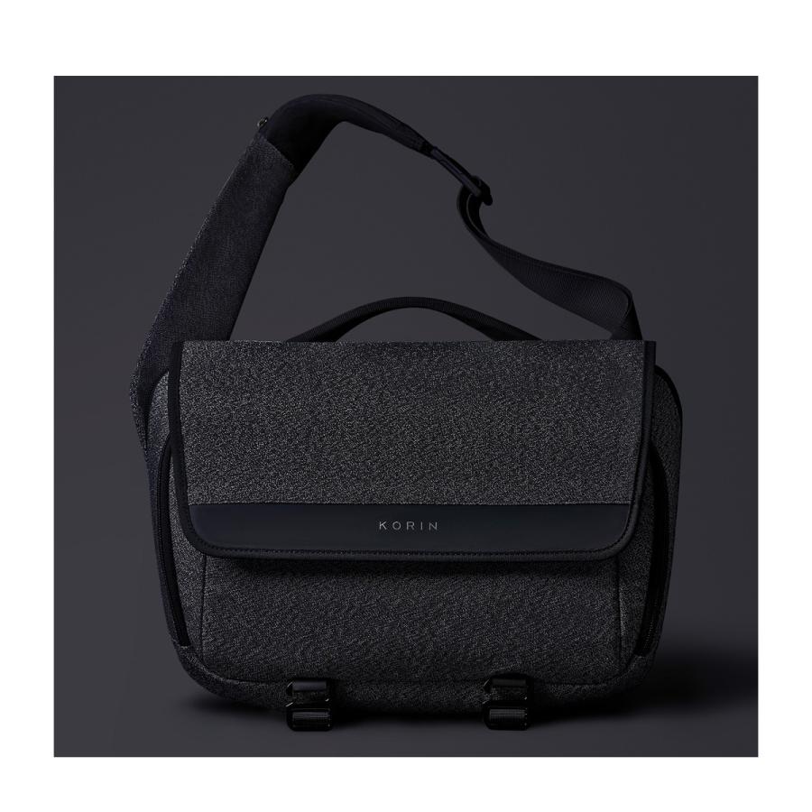 【未使用品】KORIN DESIGN コリンデザイン ブラック ショルダーバッグ KORIN DESIGN コリンデザイン ボディバッグ メンズ レディース C