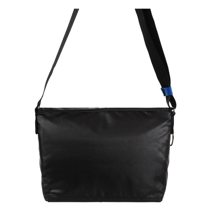 LANVIN en Bleu ランバンオンブルー ショルダーバッグ メッセンジャー