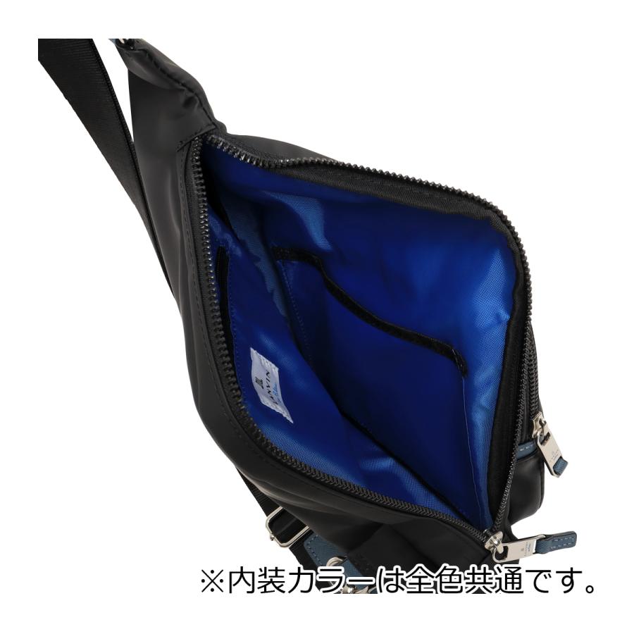 LANVIN en Bleu ランバンオンブルー ボディバッグ ショルダーバッグ