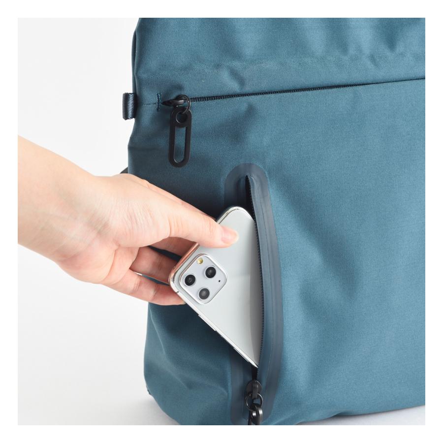 MILESTO（ミレスト） ショルダーバッグ A5 リキッド レディース メンズ