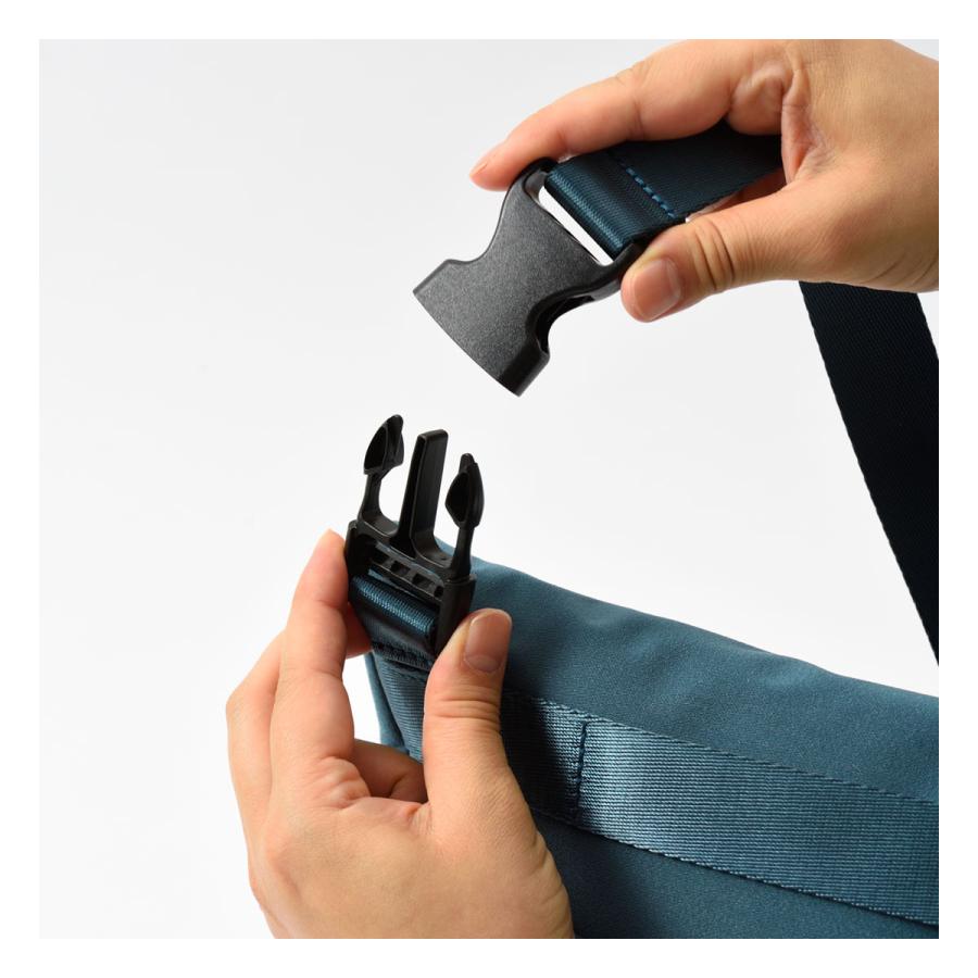 MILESTO（ミレスト） ショルダーバッグ 撥水 防水 リキッド メンズ