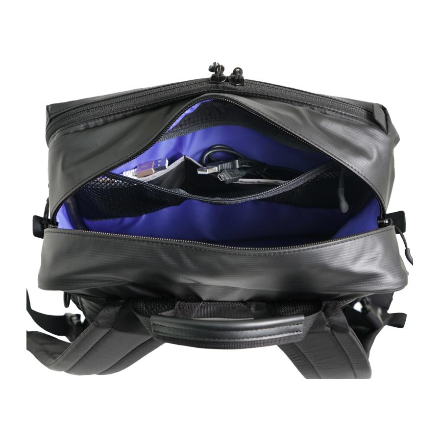 MANHATTAN PASSAGE（マンハッタンパッセージ） リュック A4 13L Plus