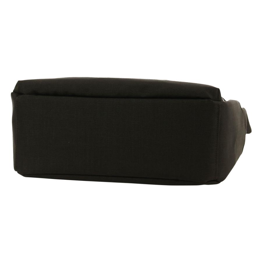 Neu interesse（ノイインテレッセ） ショルダーバッグ 横型 メンズ