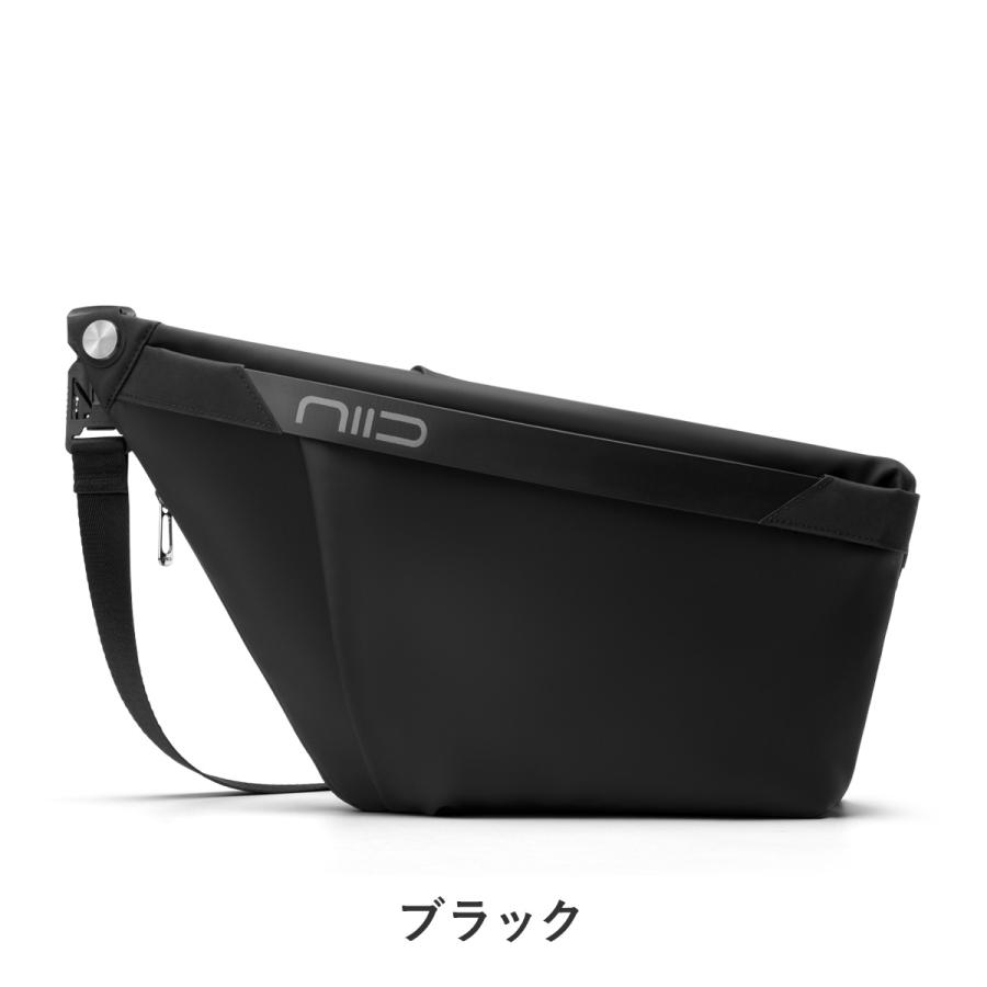 FINO V メッセンジャーバッグ／薄型多機能スリングバッグ（ブラック） FINO V｜ジャケット下に隠れる薄さ＆想像を超える収納力！ 強靭で軽量