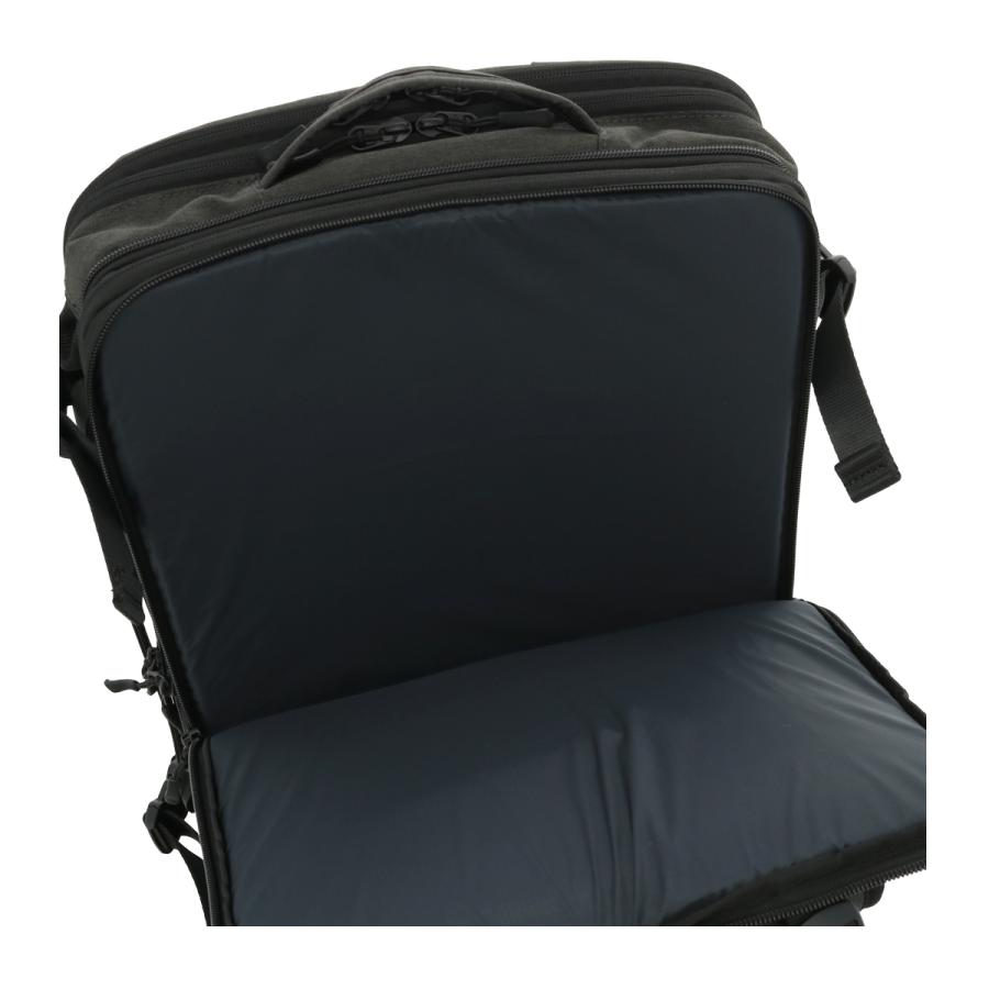 【極美品】　PID バックパック　リュック　2WAY PAK304 40L 黒 ピー・アイ・ディー P.i.d PID リュック ビジネスリュック ビジネス