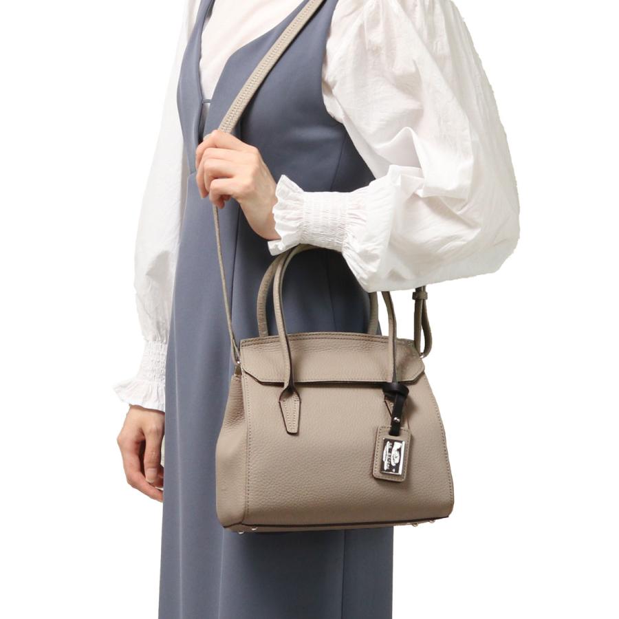 ペレボルサ ショルダーバッグ 2WAY 本革 レネット レディース 4711 PELLE BORSA ハンドバッグ 牛革 シンプル 大人 婦人 フォーマル お呼ばれの画像