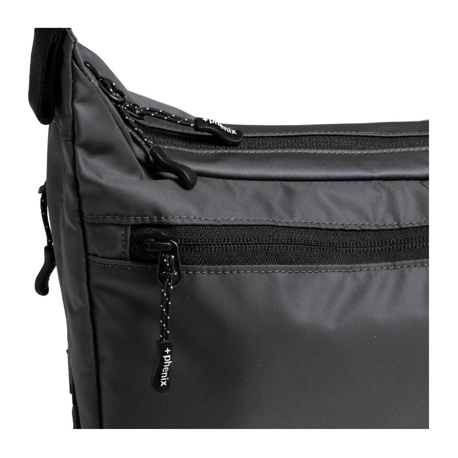 プラスフェニックス EXPAND SHOULDER BAG 6+ エクスパンド ショルダーバッグ おしゃれ かっこいい ブランド アウトドア レジャー スポーツウェアの画像