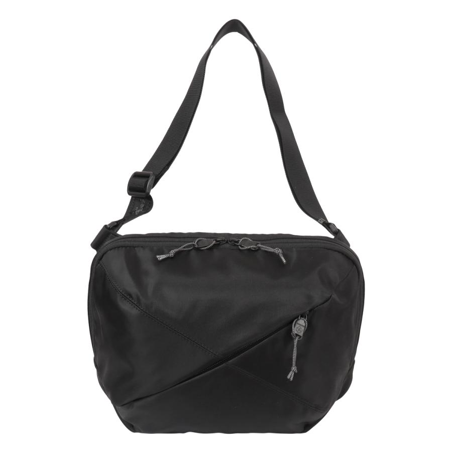 Samsonite RED サムソナイトレッド ボディバッグ M バイアスジャック4D
