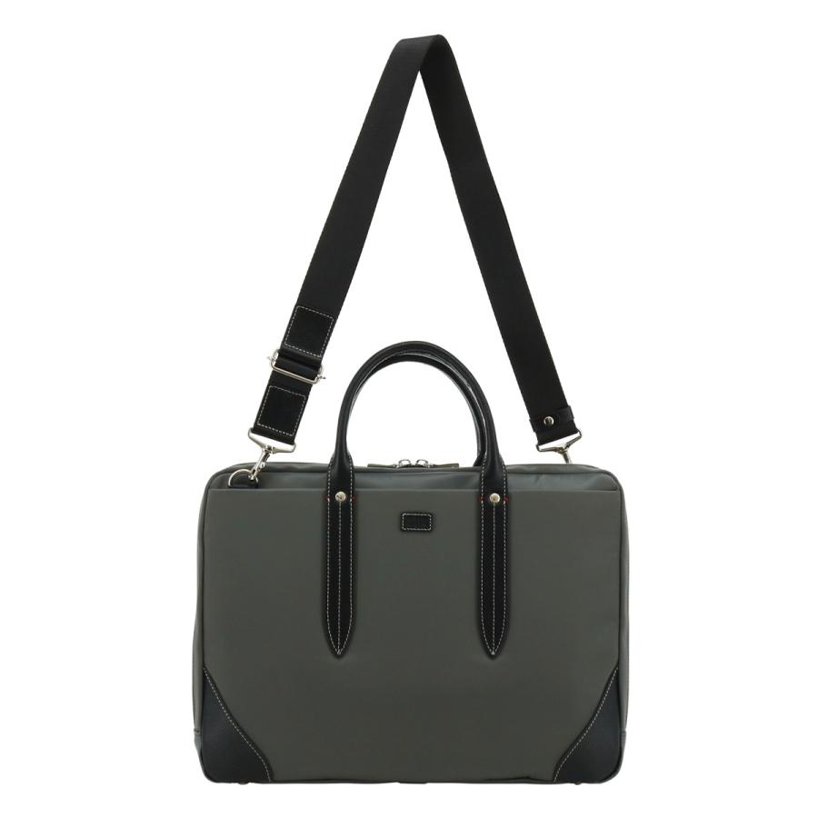 タケオキクチ　トリッパー 2way A4ビジネスバッグ　定価35200円 タケオキクチ トリッパー 2way A4ビジネスバッグ 定価35200円 - メルカリ