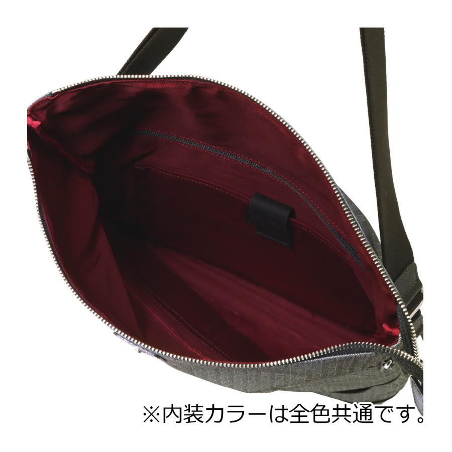 タケオキクチ 定価24200円 A4サイズ ショルダーバッグ 超撥水加工 軽量 タケオキクチ A4サイズ ショルダーバッグ 超撥水加工 軽量